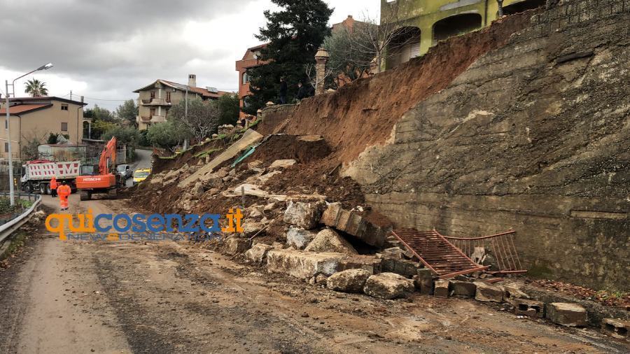 Disagi per il maltempo, evacuata palazzina a Carolei 58 Frana Vadue maltempo