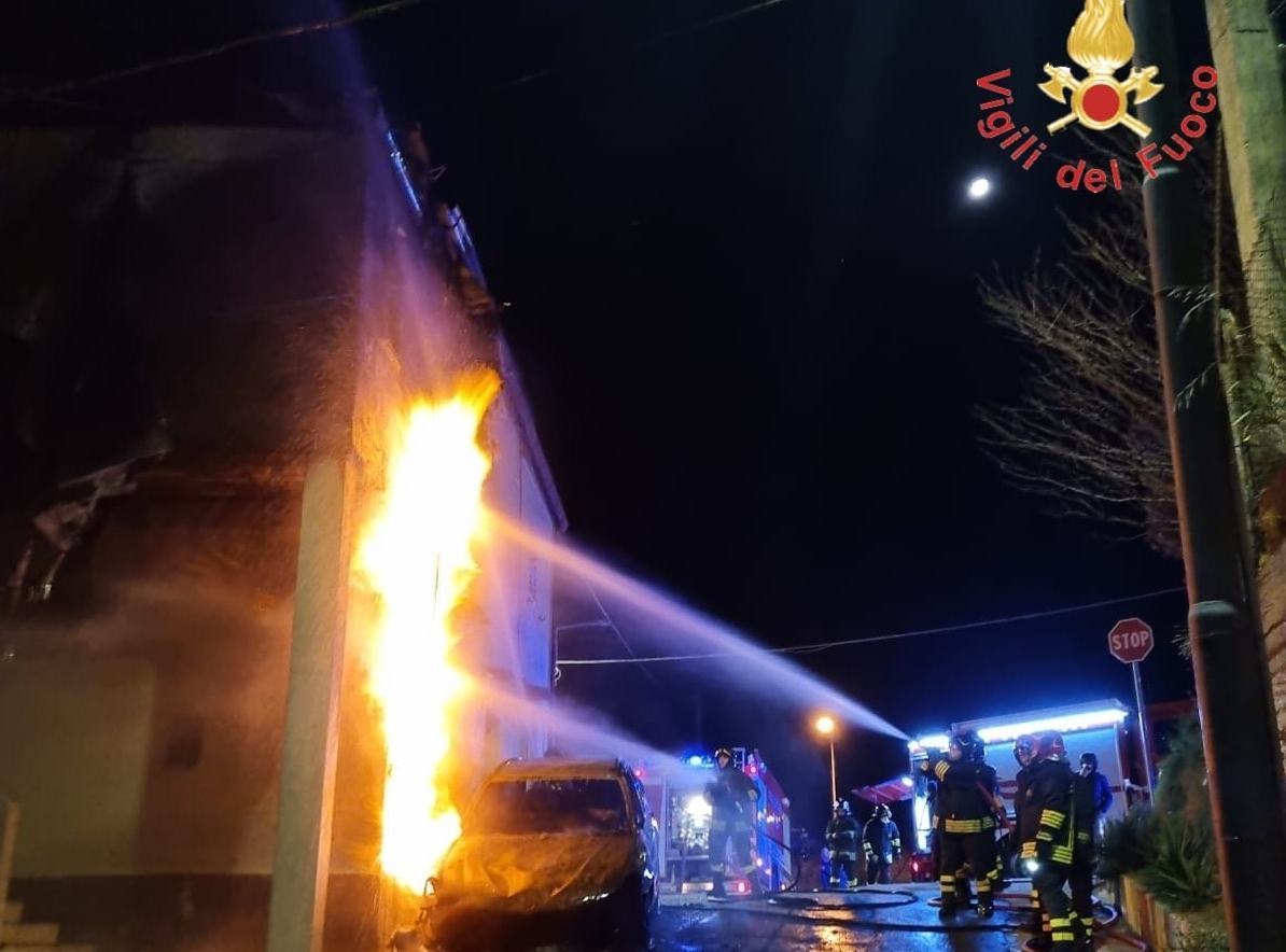 incendio siano catanzaro metano vvff 02