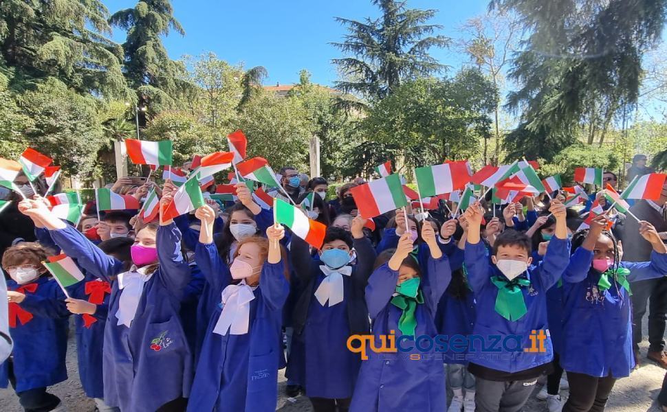 Alunni Don milani 25 aprile cosenza