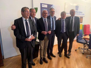 Cosenza, assemblea ANCE: "c'è il rischio che le gare possano andare deserte" 51 il Sindaco Franz Caruso ad Assemblea Ance