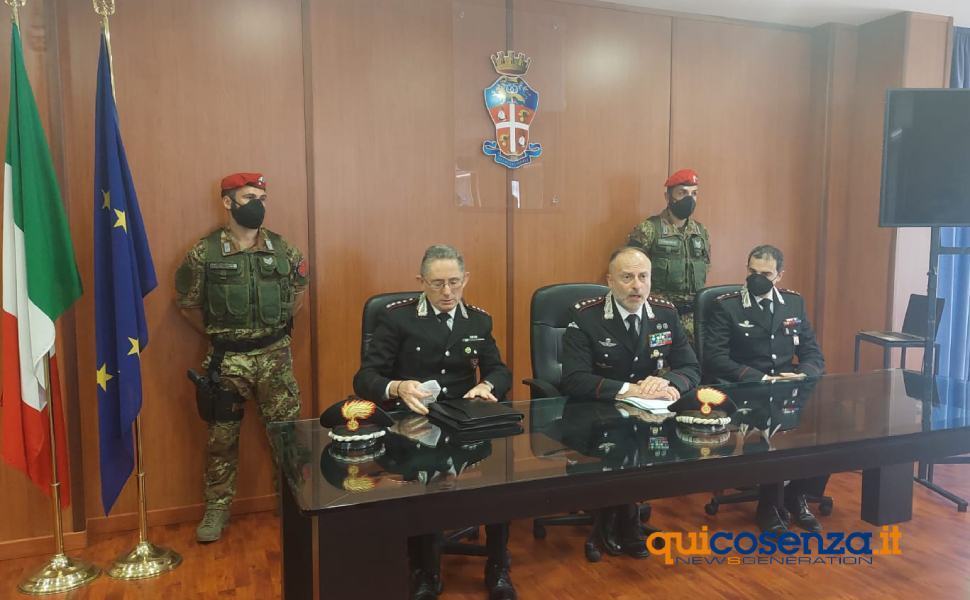 colonnello Gabriele Mambor conf stampa carab cosenza 01