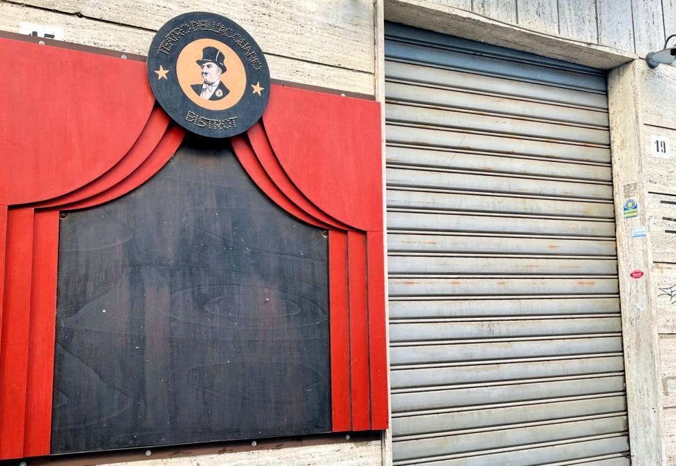 Teatro dellacquario Cosenza chiuso