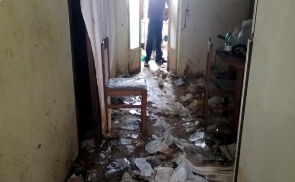 Via Cerasaro Rossano casa discarica 06