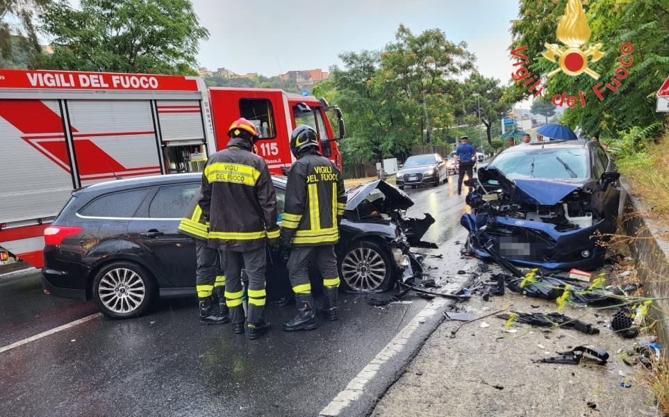 incidente cz vigili fuoco carab 01