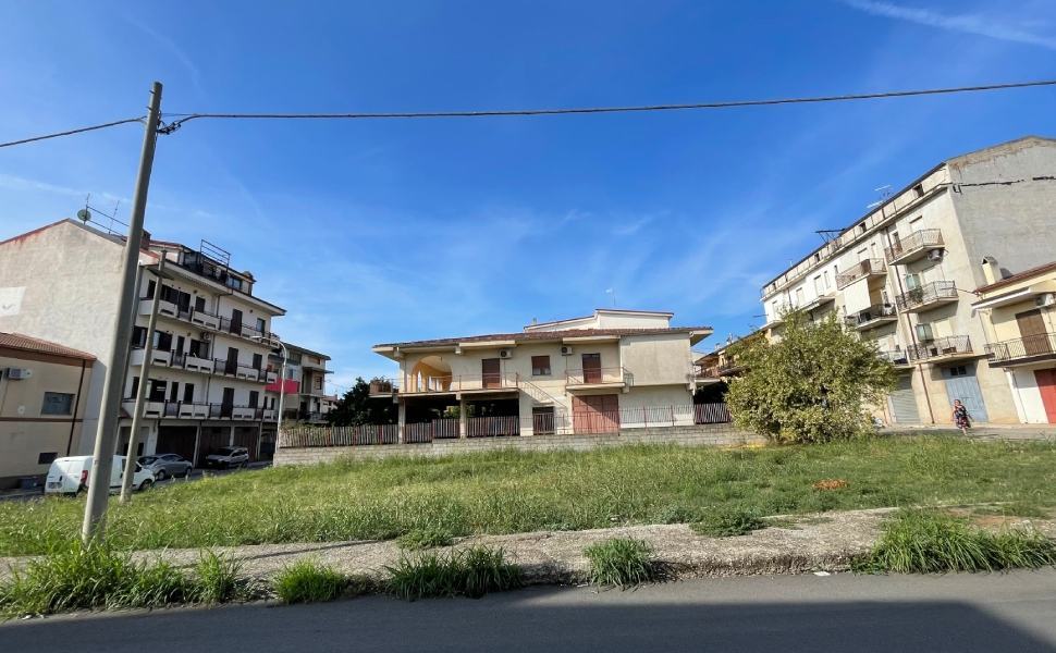 ok terreno lauropoli