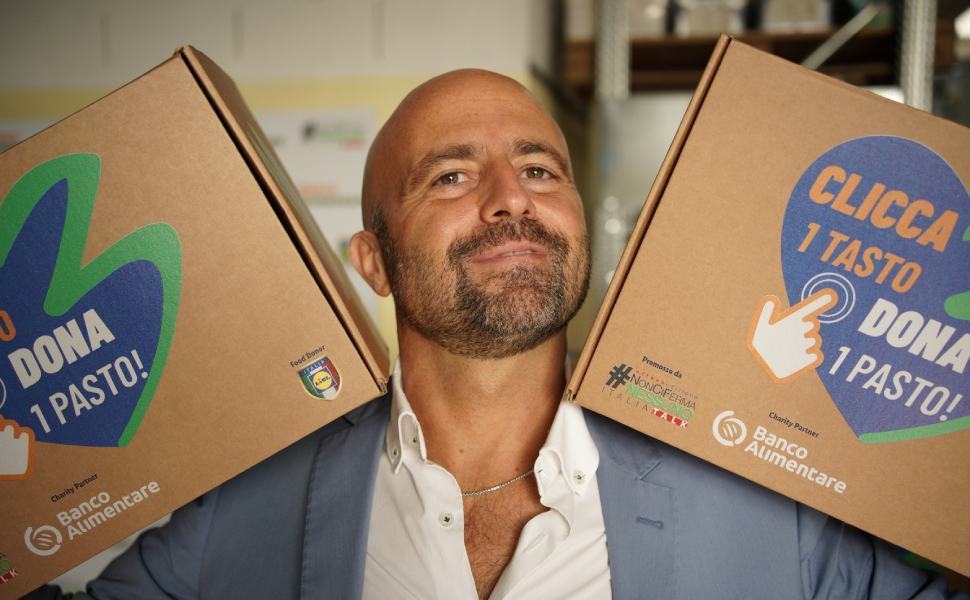 Luca Abete Clicca dona un pasto 03