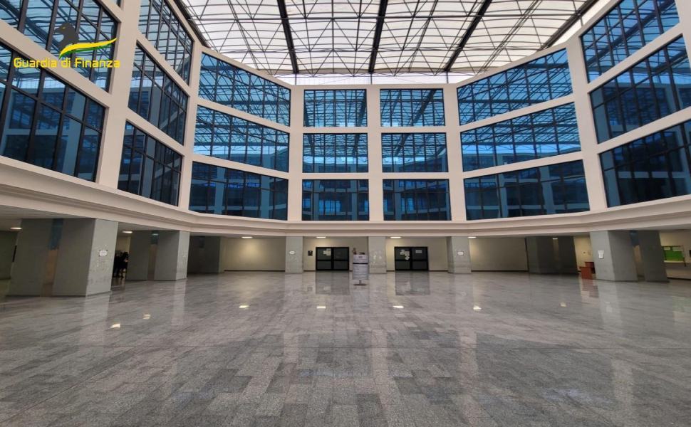 nuovo tribunale di Vibo interno gdf