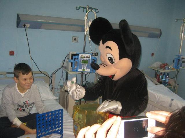 Sorrisi e coriandoli "invadono" Pediatria 51 013139968323fd752b642a4d60c7a747