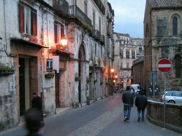 Inizia la ''Festa di Primavera'' nel centro storico di Cosenza: musica, giochi e concorsi (PROGRAMMA COMPLETO) 59 01802317fc09ccf7891eca677a420972