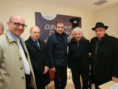 01f7fbe3fd943feb99075ad543e61407