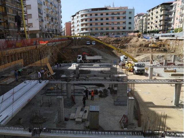 Cantiere Bilotti, vertice in Prefettura. Fissata la data in cui la piazza sarà restituita alla città 77 04d369f73e76c6103d398cbc5c32fc55