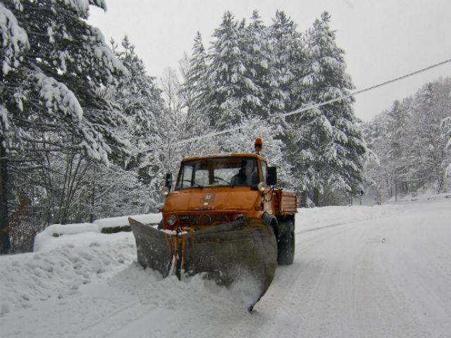 Nevica in Calabria, spalaneve in azione 51 06f4997694d4fbc67e936ed9847b6d35