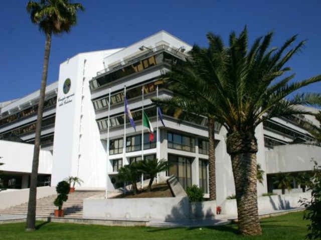 0cc535f91a2b9c4a47ad4573ca139726