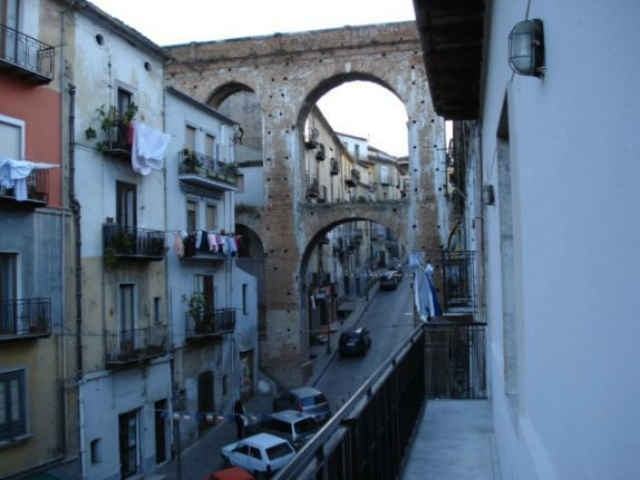 Rapina un market e muore, il giorno dopo bussa in caserma 80 0e5d1a263f68ee03850a80f688c136b0
