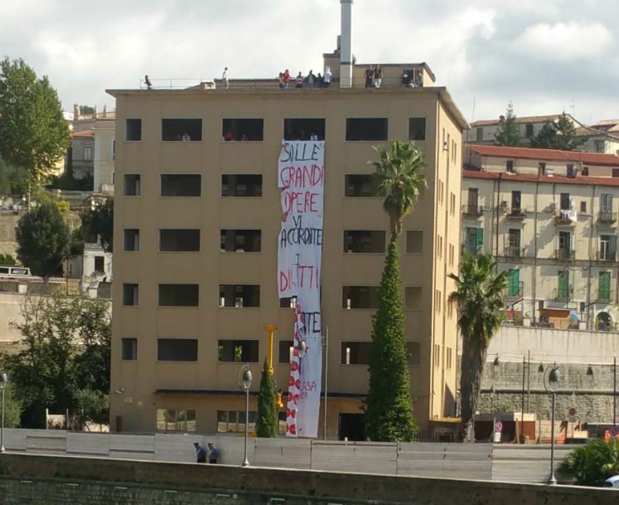 0f3d05e3 5721 45c6 a7ae af1351cd0d33