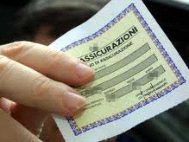 Assicurare un'auto in Calabria costa anche 3.400,00 euro 51 0f848bc584d7cdbdfb5a6b23bac907b3