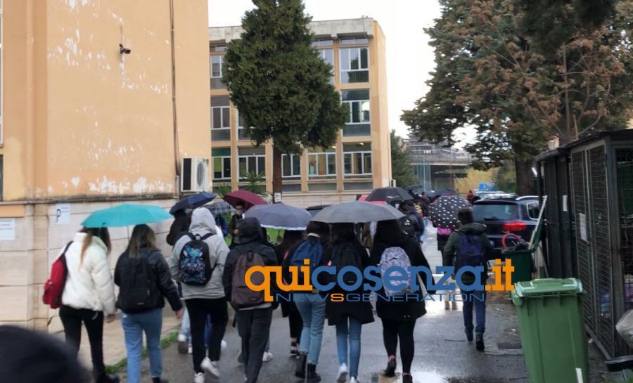 Cosenza, controllo delle norme anti Covid a scuola "livelli di protezione assicurati" 51 1 febbraio scuola cosenza Scorza 01 1