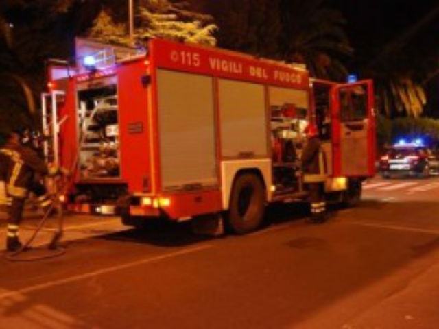 1273bc464a79e41079d1b07664fb073a