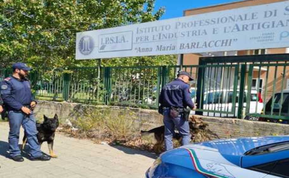 Droga in due scuole: sanzionati due studenti 51 14d1ad47cc0d170beceda8fbac1b17af