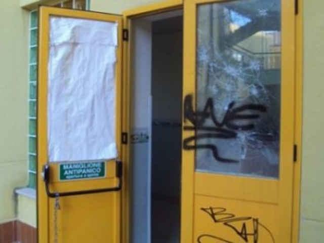 180cbfdcee4eb91163d7e9bc1256612d