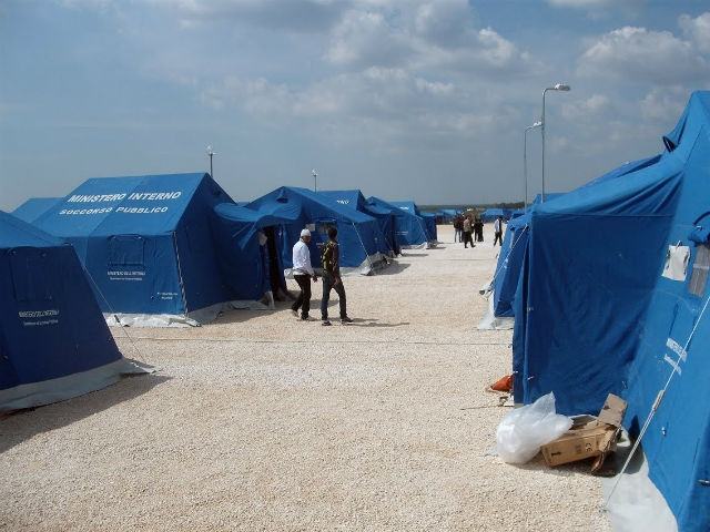 Caritas dona 30mila euro a favore dell'emergenza immigrati 51 18471123be33934a66e0e3581abd0ba8