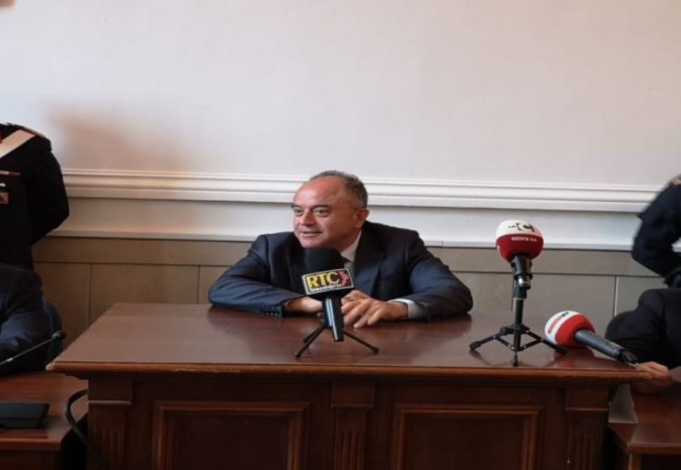 1a83a3de f187 44fa a024 1c7869865dde dd27339c 1 1