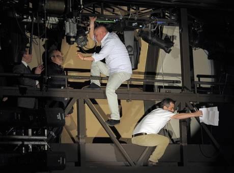 1c93d3b192b70cbed4b5371cb3c8fde9