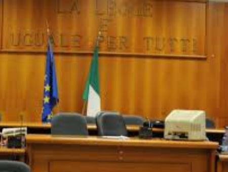 Giustizia, calabresi tra i più litigiosi d'Italia. Poi ricorrono ai tribunali 65 1d380e063d5b552f87193fdb2cb06008