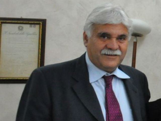 1faac66da558b39ce1b69794e4285496