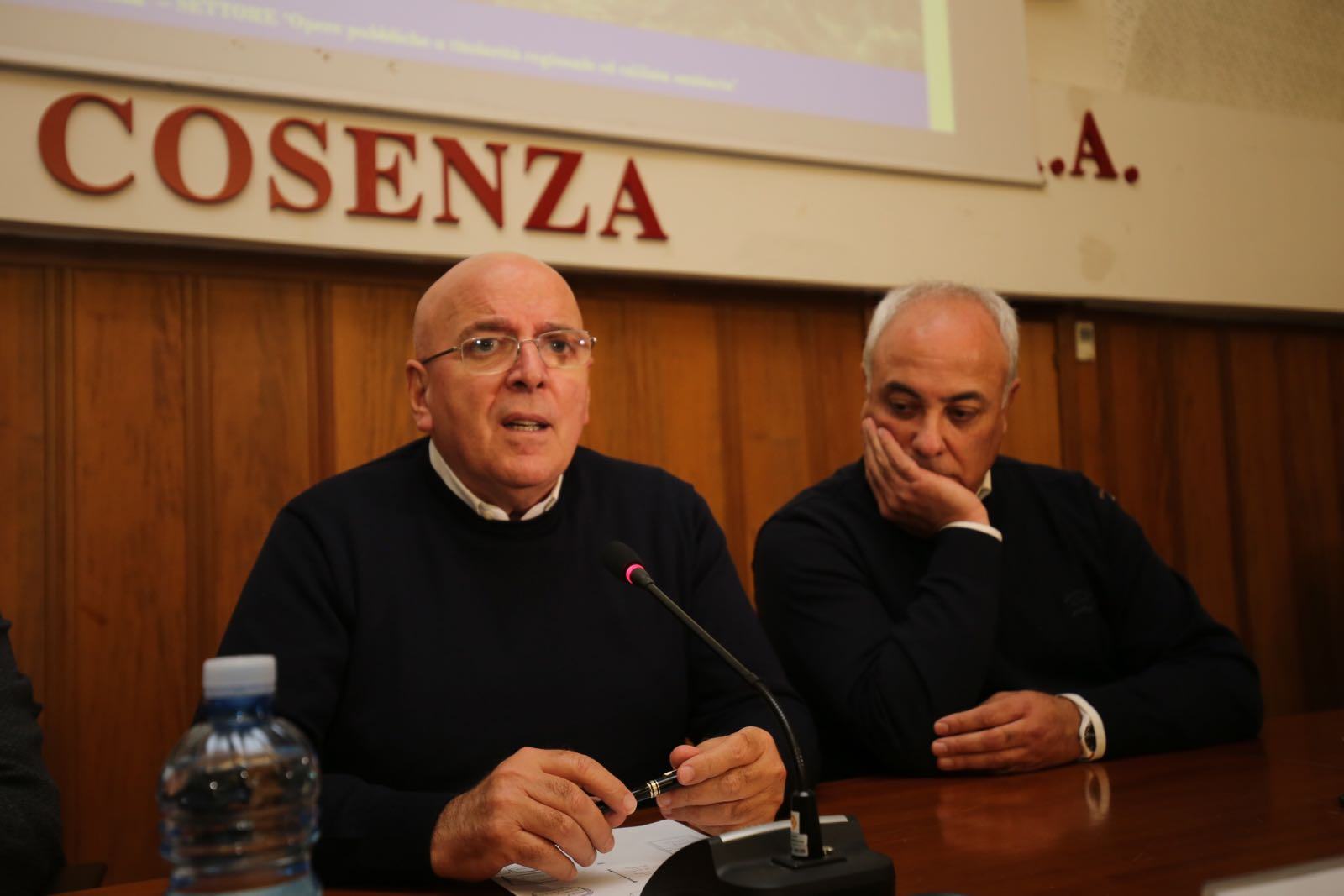 Nuovo ospedale di Cosenza, Oliverio: "Entro dicembre decidiamo dove costruirlo" 56 2017 11 04 PHOTO 00006394
