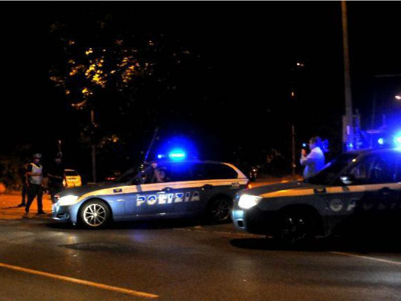 Polizia setaccia Cosenza, in una notte 236 persone sottoposte a controlli 80 2018 02 02 PHOTO 00000373