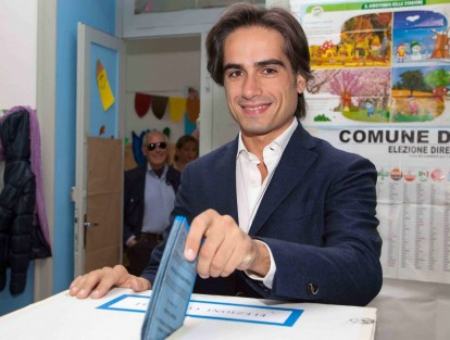 20bf721e3adc2ec7a6b8d1c50a7b8569