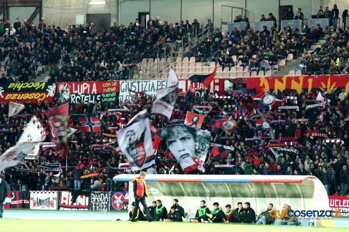 Cosenza benevento tifosi