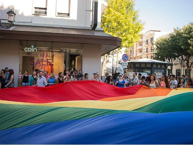 2102f2bbe3945f5559091e6ad14d9375