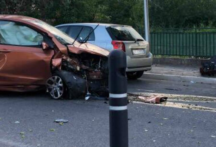 Cosenza, incidente col botto, ma senza feriti 71 2493f14d 1044 4918 b9c4 69e0414b943d