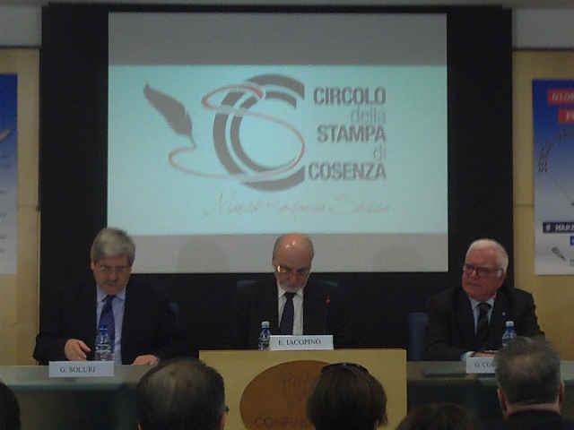 Giornalismo e precariato. “Un esercito di sfruttati e malpagati” 51 2817cae09b206e5198feb90551755488