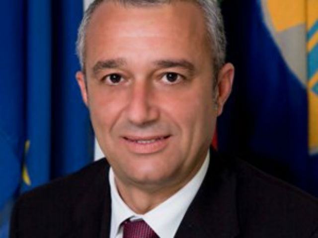 2a7f22d14d5e4b84aefe513babb71424