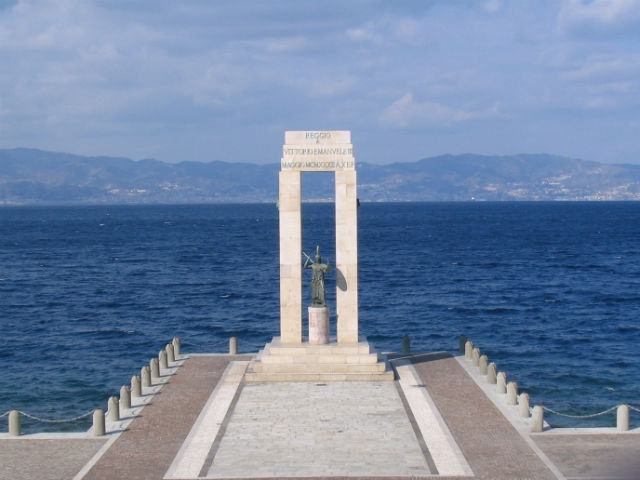 2aa996f39965e7bd57256a4683c8eee7