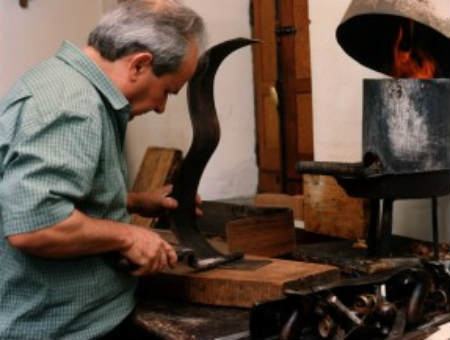 2c6af38145c954e86c6a9435159889fd