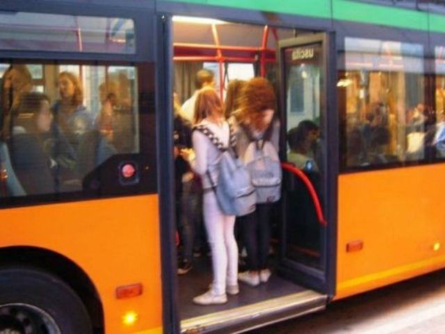 Occhiuto interviene sulle problematiche del trasporto pubblico urbano 68 2cdbed97a3252cdb5d2744be0d0f852f