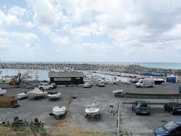 3081e33dd1818150d4c280743b36c050