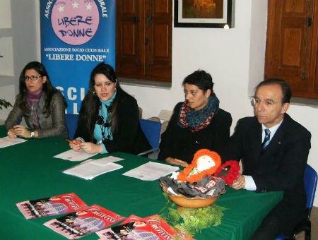 "La solidarietà sposa l'arte", l'iniziativa dell'Associazione "Libere Donne" 51 361f3d787550570d96066fc90a07c489