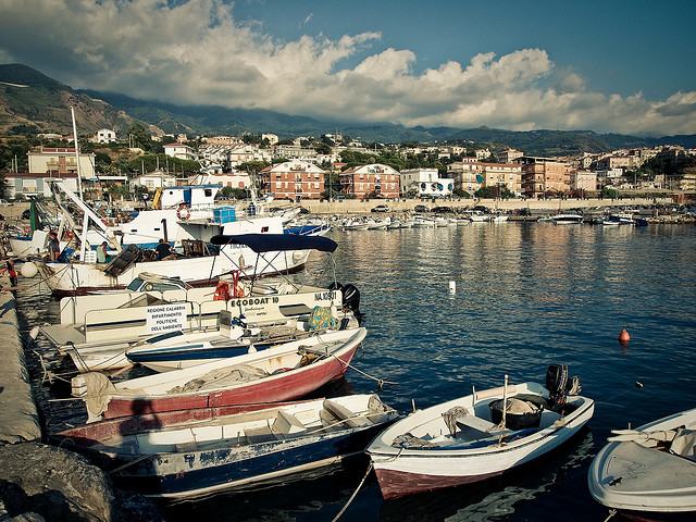 3971967569 48444f1284 z