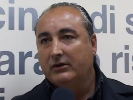 39e6a09d7bb944d65831821e7f0e7f1b