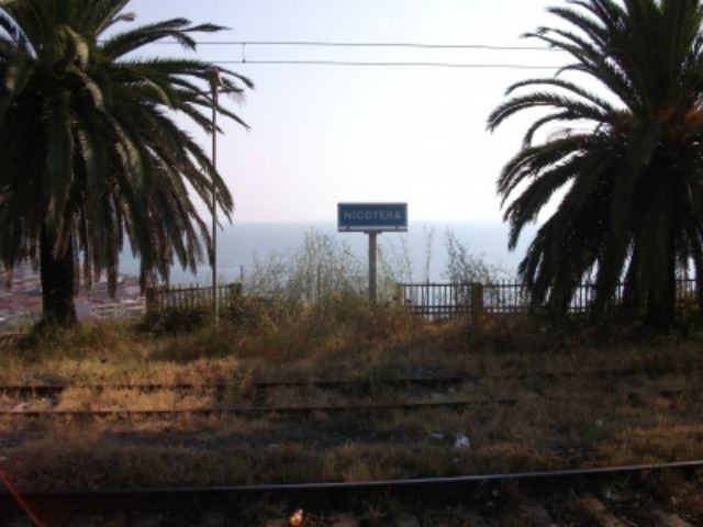 3ff335484387e85f4a37dd542336fab2