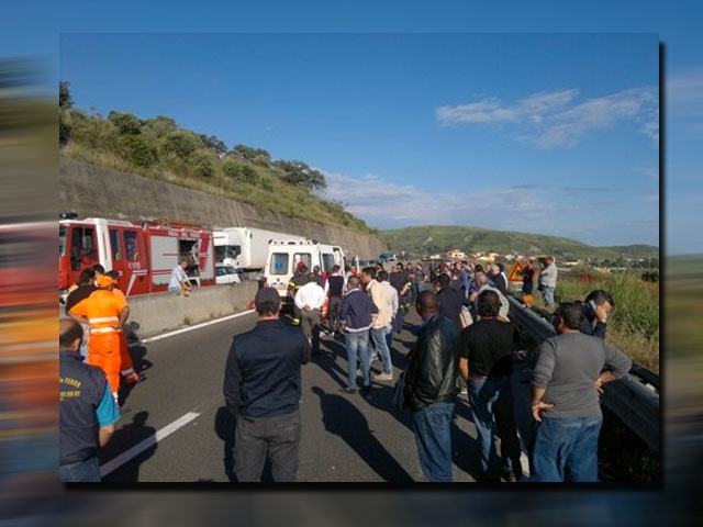 410d5f1f1325da3797d0200bc1b3738d