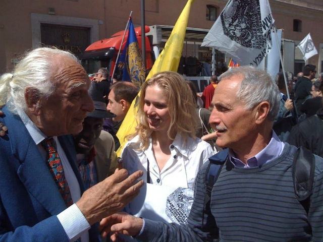 44152f18e720d1684d45df644d622f12