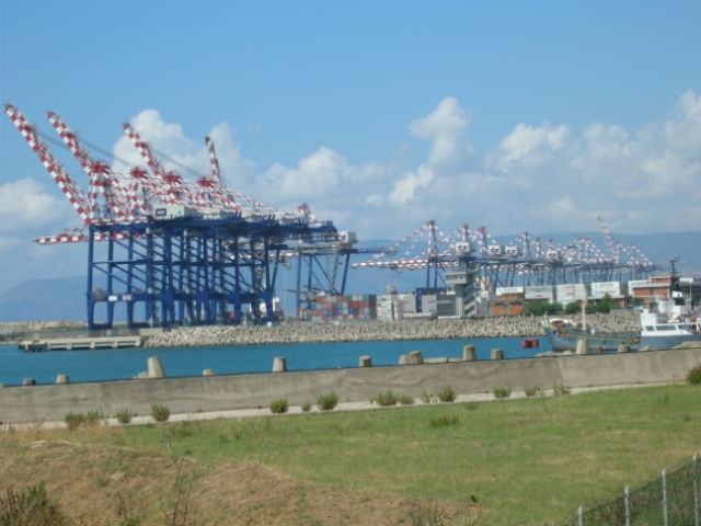 4602f2f5153477027a754713438bf3d0