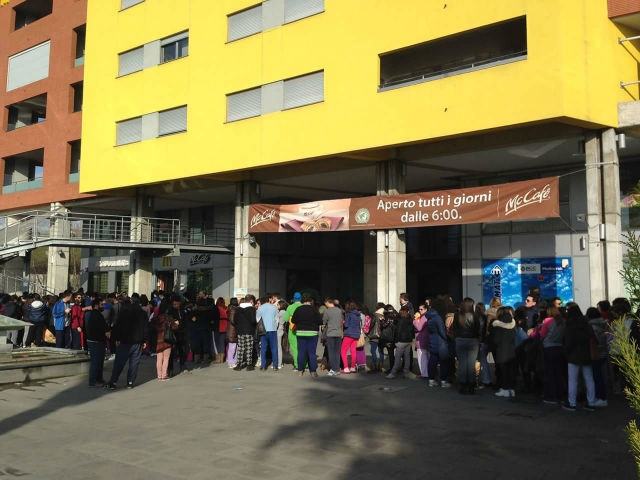 Colazione gratis per oltre tre settimane a chi stamattina va al Mc Donald's in tenuta da notte (FOTO) 57 47e3a41a1ce8a4817e24962f05349912