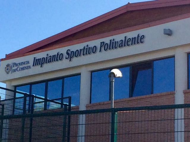 Consegnato qualche giorno fa a Saracena l'impianto sportivo polivalente 51 47f902741b78b4cab4cde83a876c2488